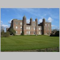 Melford Hall in Long Melford, Suffolk, photo by PJMarriott on Wikipedia.jpg